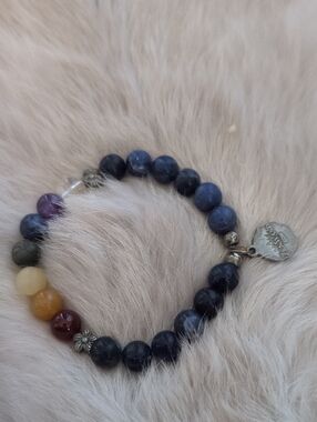EUC Multi-Stone Chakras Beaded Bracelet With Charm